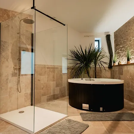 Vendée Avec Jacuzzi Privatif